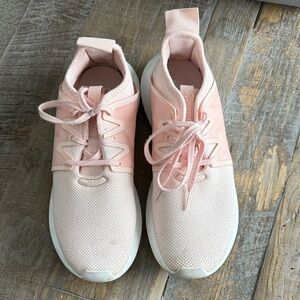 Adidas Women’s Tubular Viral 2 Ice Pink Size 9